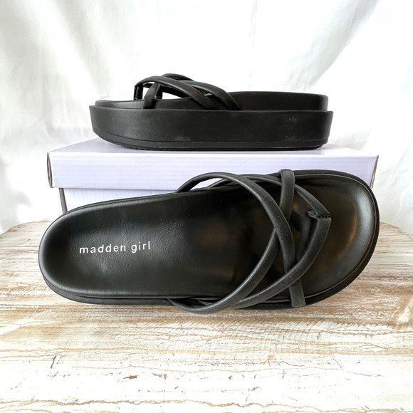 NIB!! Madden Girl Fowler Paris Black Platform Sandals - Picture 4 of 12